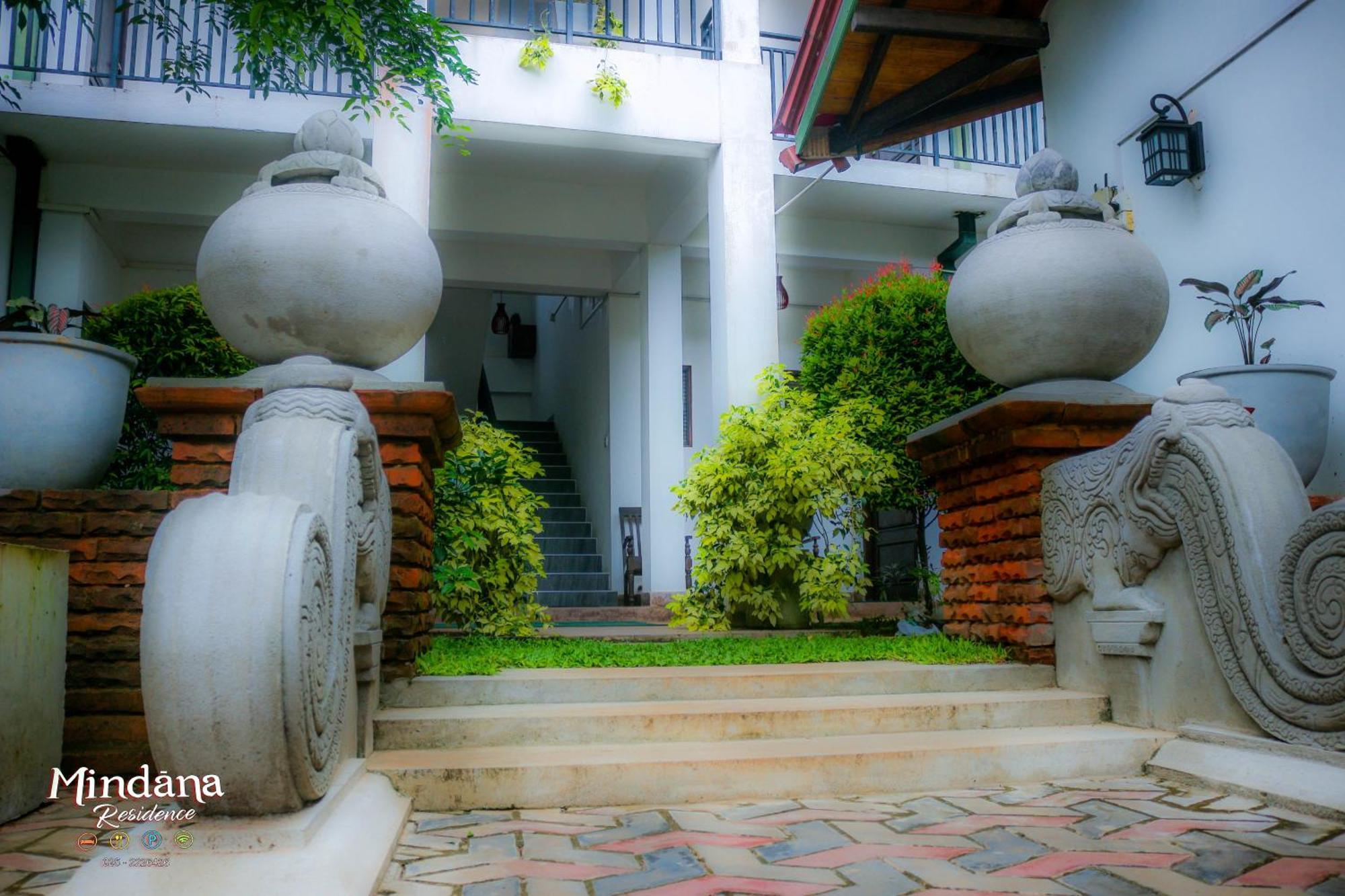Mindana Residence Anuradhapura Luaran gambar