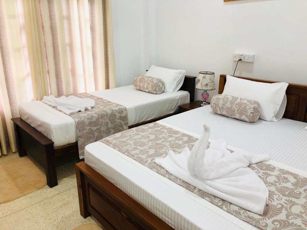 Mindana Residence Anuradhapura Luaran gambar
